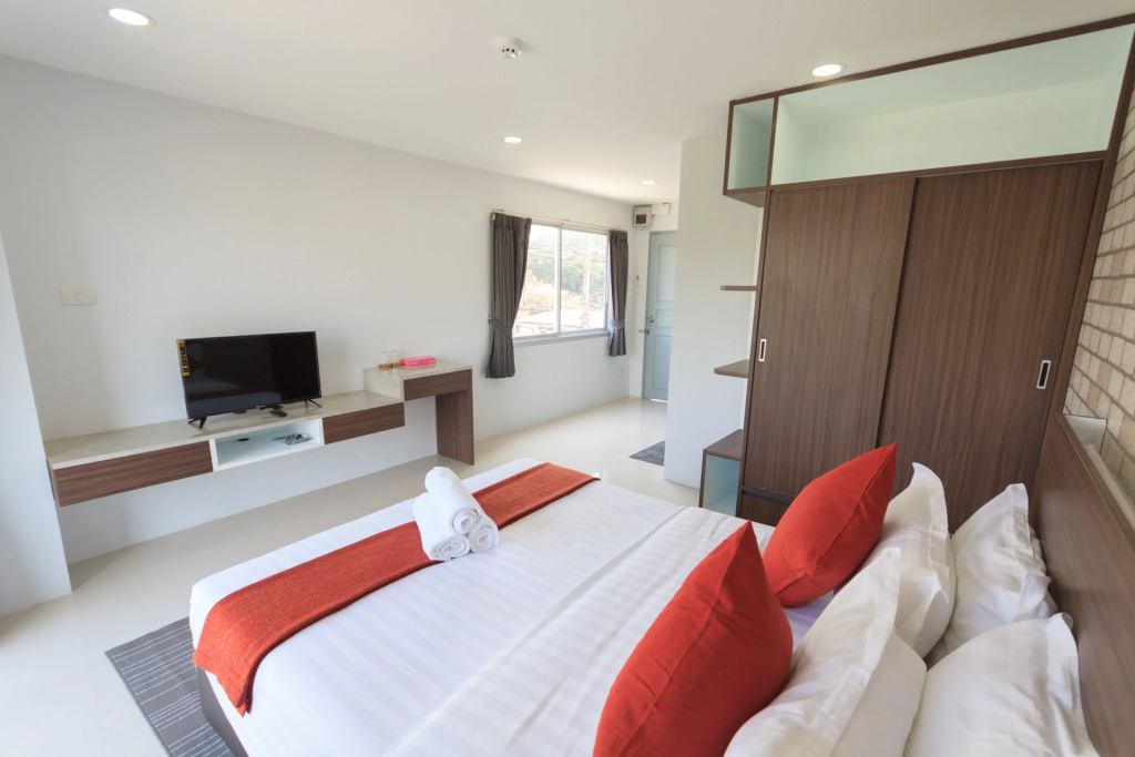 Q Space Residence