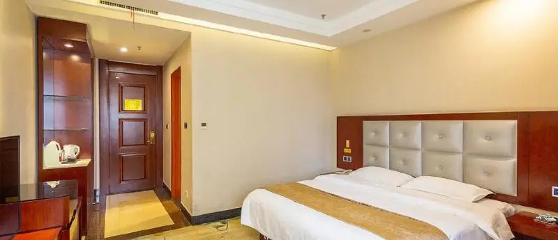Shidai Jindian Hotel (Lanzhou Jiaojiawan Station)