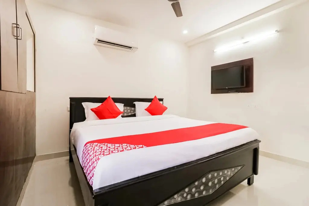 Victory Grand by OYO Rooms