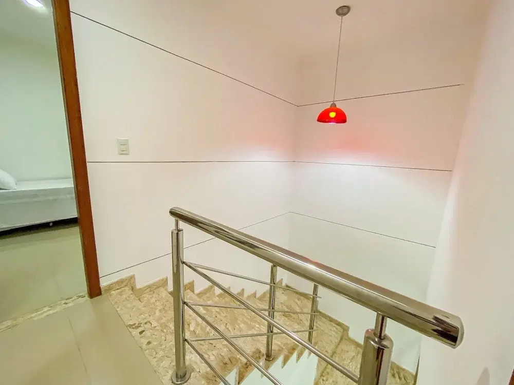 Casa com 2 suítes praia de Taperapuã