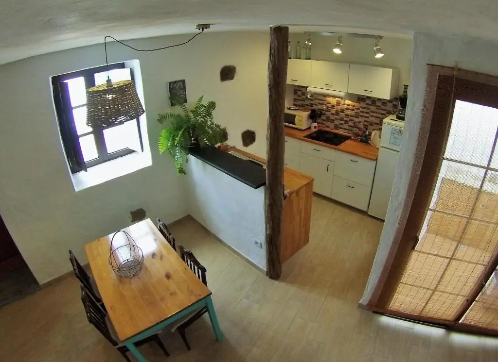 Luana House