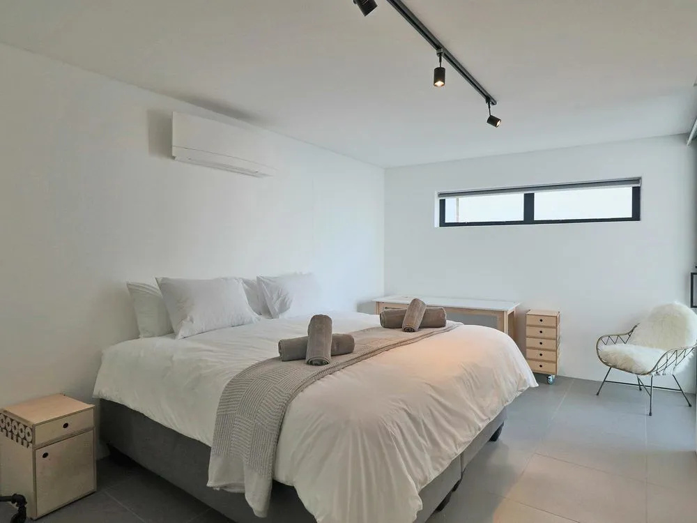 22 Protea - Luxury, Style and Elegance - Sleeps 12 in 6 En-suite Bedrooms