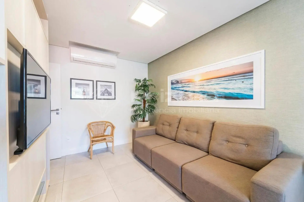 Elegante Apartamento de 3 quartos na Praia de Bombinhas.