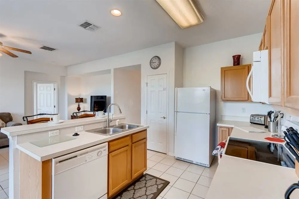 Beautiful 4 Bedroom 3 Bath Home With Private Pool Backing up to Nature Preserve - 504