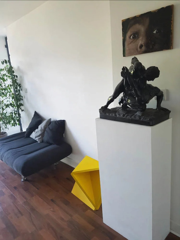 Stylish 2bed 2bath w/ Tasteful Decor & Canal Views
