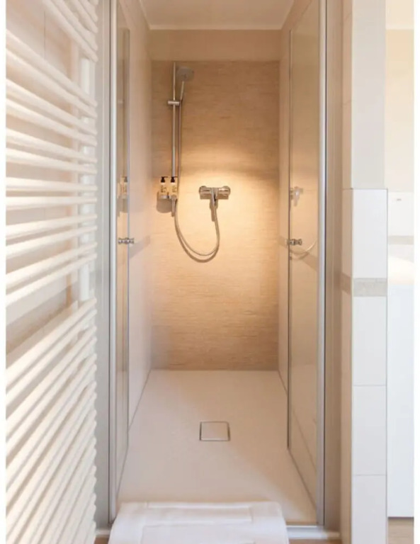 Reethuus Sud Modern Retreat