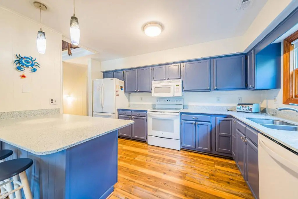 Casa La Playa - Duck, Sanderling, Lakefront, 160 Yards to the Beach, Community Pool, Pets OK