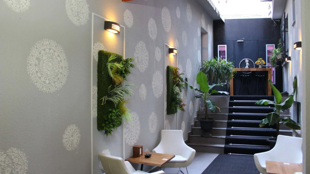 Black Art Otel