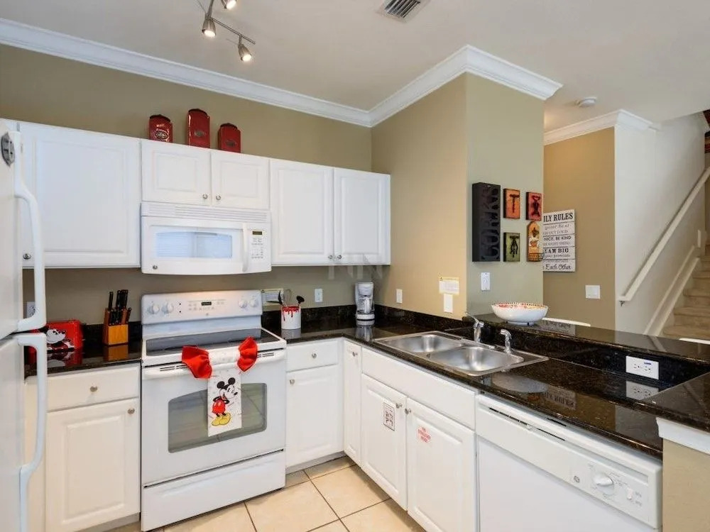 (4LVT29LH62) Vacation Rentals Near Orlando by RedAwning
