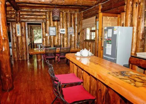 Stanford Lake lodge