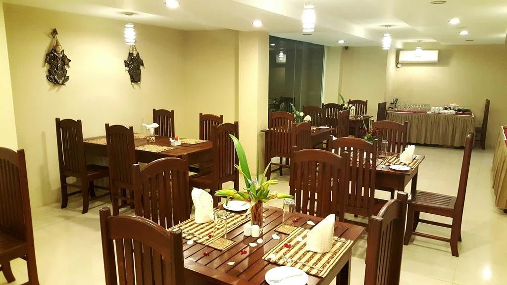 Royal Bagan Hotel