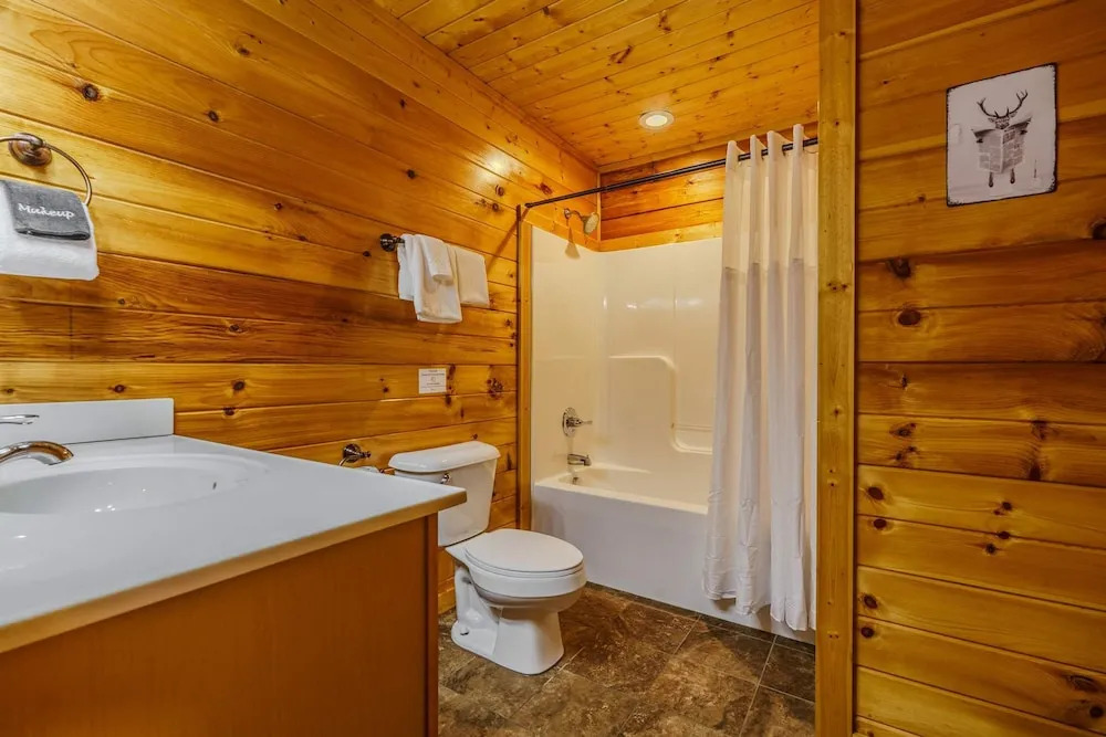 February Specials 3br-hot Tub-pet Friendly