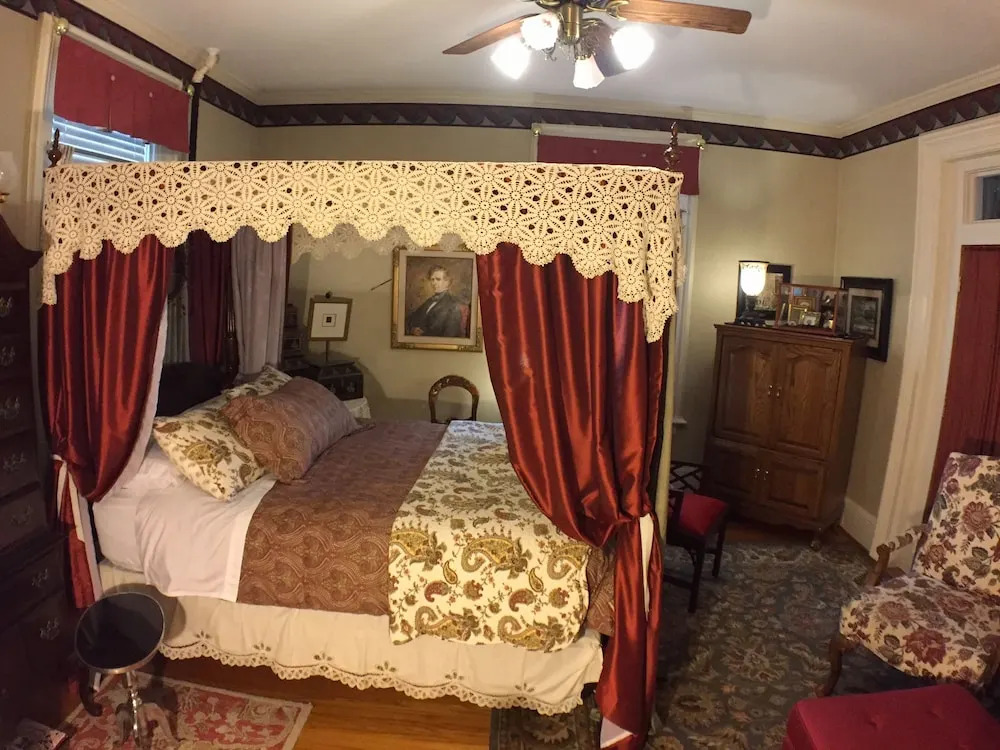 Thornton House Bed and Breakfast
