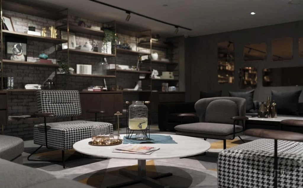 Ophelia299 Boutique Hotel