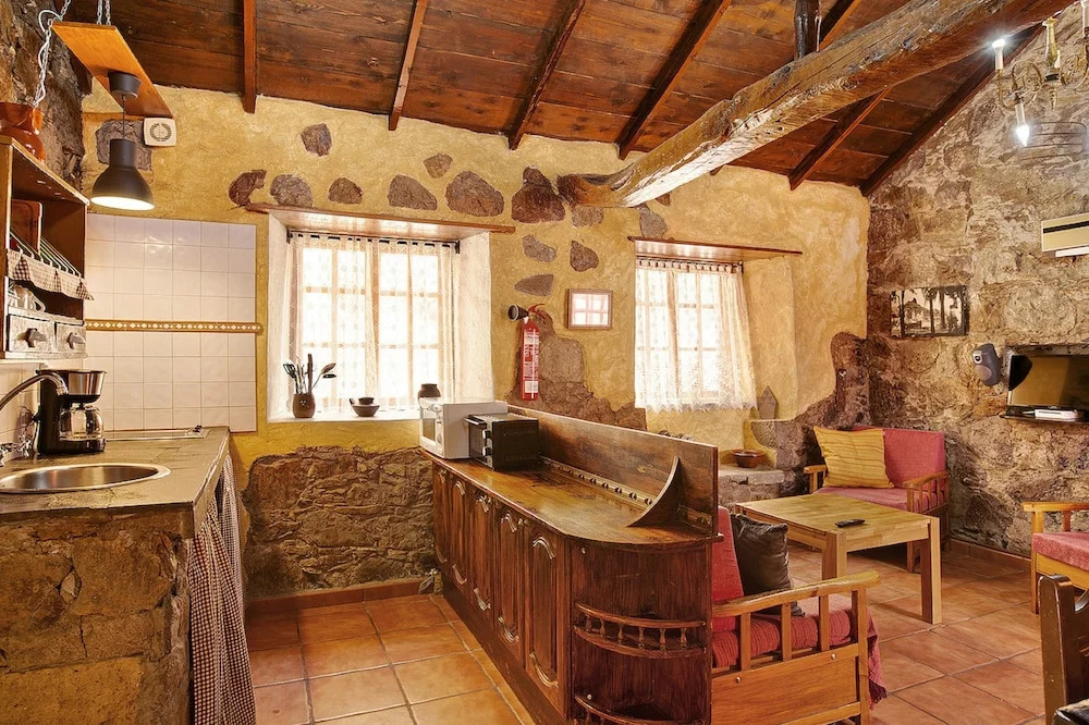 Rural House Pepita Flores