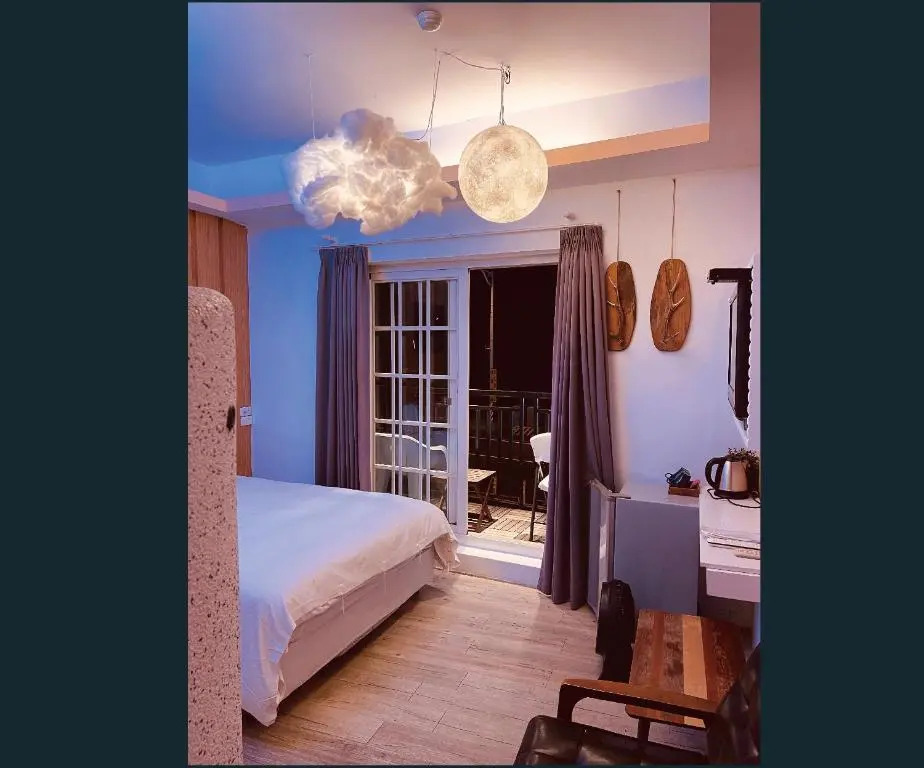 Deer Moon Hostel