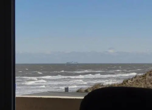 WoogeTraum - Traumwohnung mit Meerblick direkt am Strand