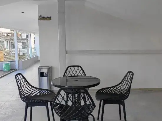 Dali Ziyang Courtyard · Designer Vacation Homestay (Ancient City South Gate Store)
