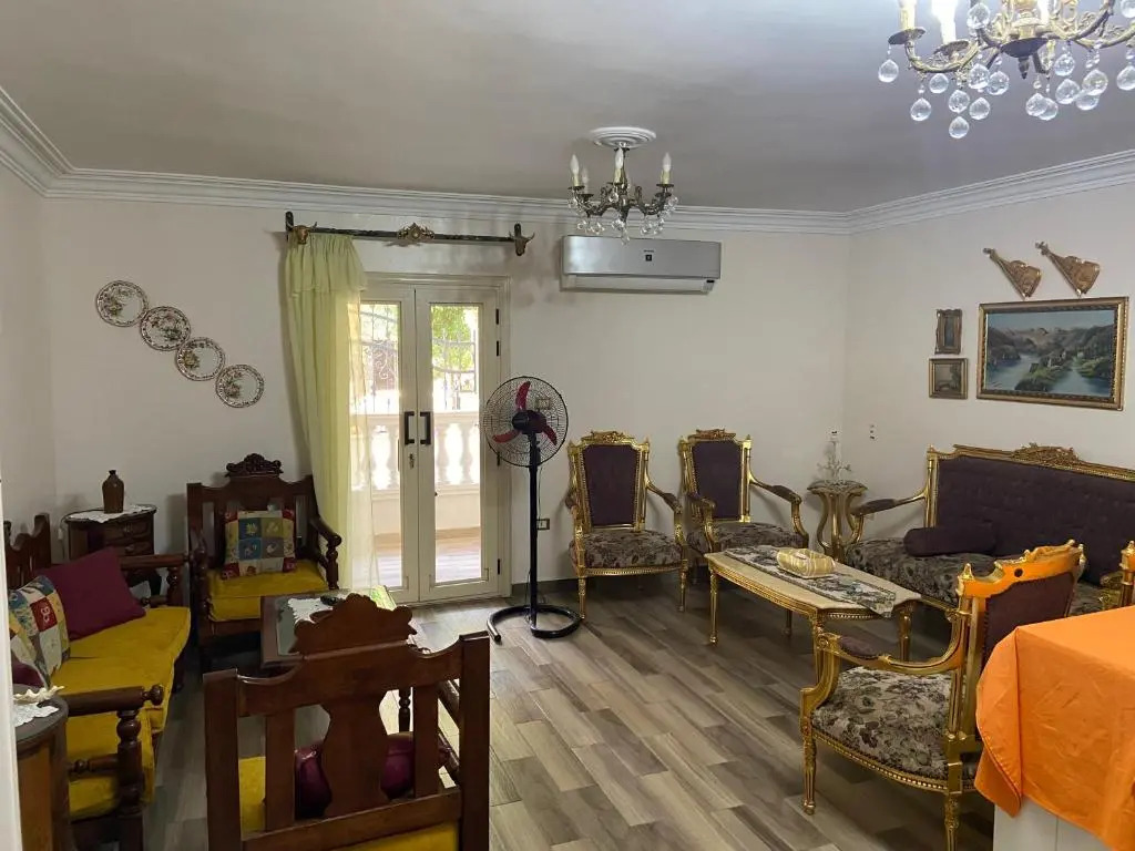 nora's apartment