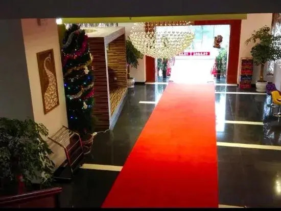 Cengong Qicai Garden Hotel