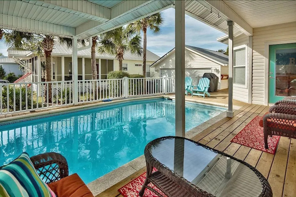 SUMMER SHANDY 4 Bedroom Holiday Home by Five Star Properties