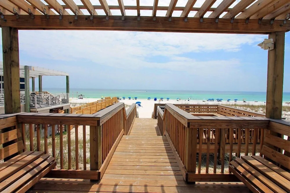 Chateau La Mer II #904