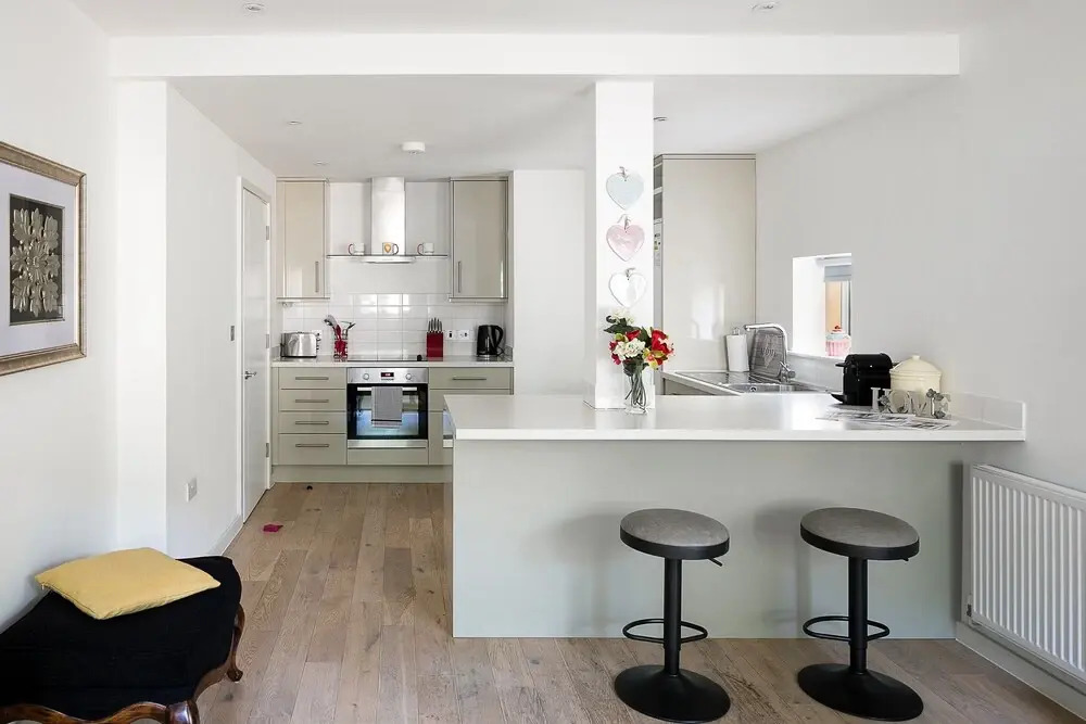 Huge Garden 3-bedroom Modern Apartments in Camden