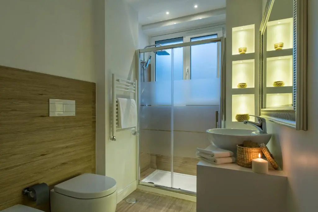 Aruna Suites