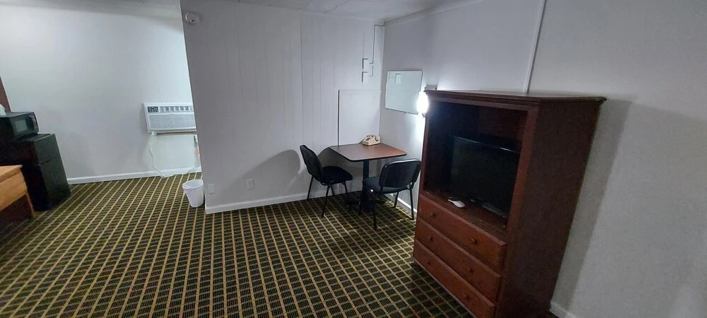 Boone trail inn