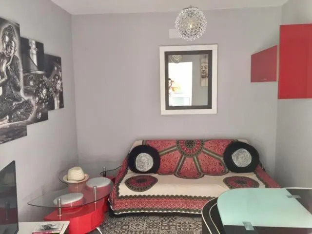 Modern Seaside Apartment 700 mt from beach