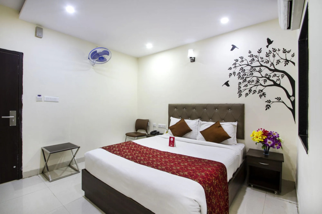 Collection O 3169 Hotel Lotus Grand