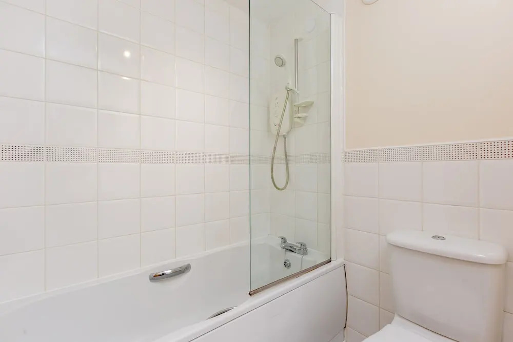 404 Dalry Gait Apartment 2