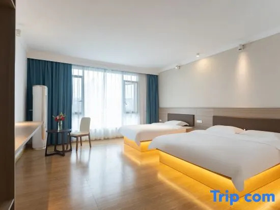 Yunke Riverside Mercure (Liuzhou Sanjiang Drum Tower Fengyu Bridge)