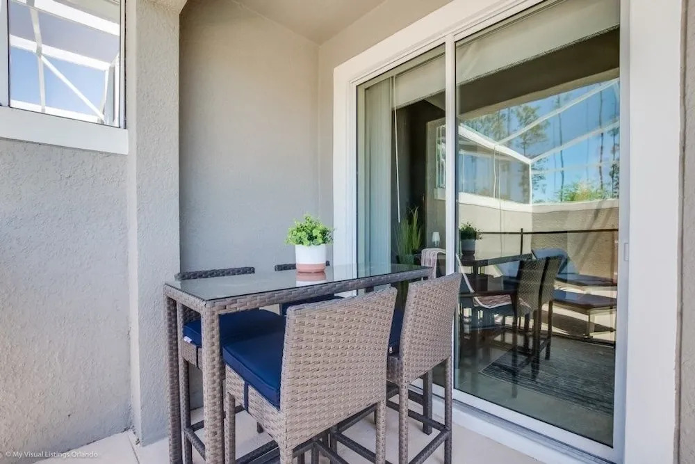 Jaffar's Reserve Beautiful Townhome With Pool! 5 Bedroom Townhouse