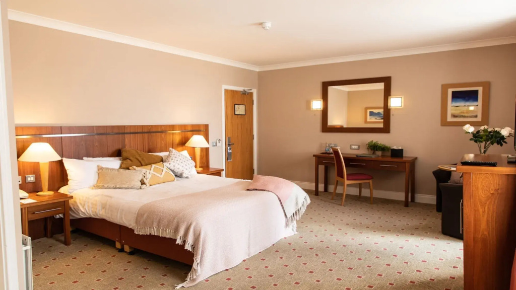 Lahinch Coast Hotel and Suites