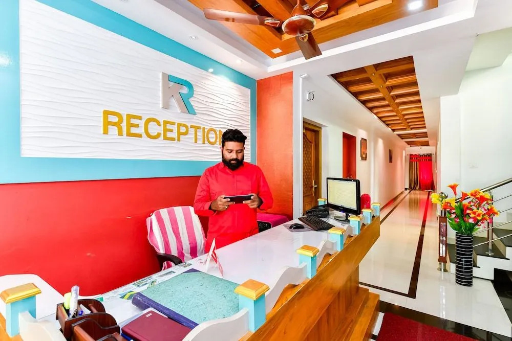 Oyo 37783 Kuwait Residency