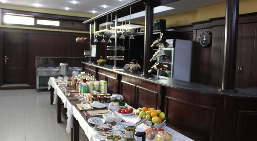 Alp Inn Hotel