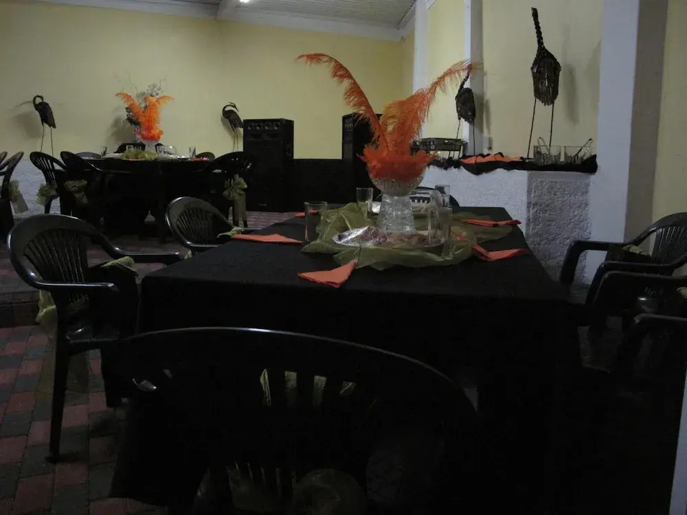 The Crescent Guesthouses - BnB/Self Catering