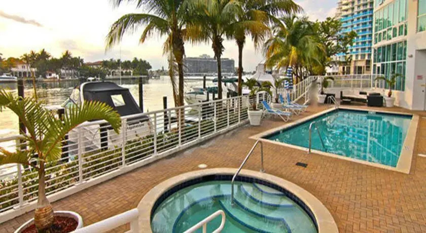 Luxury Apartment in Miami Beach