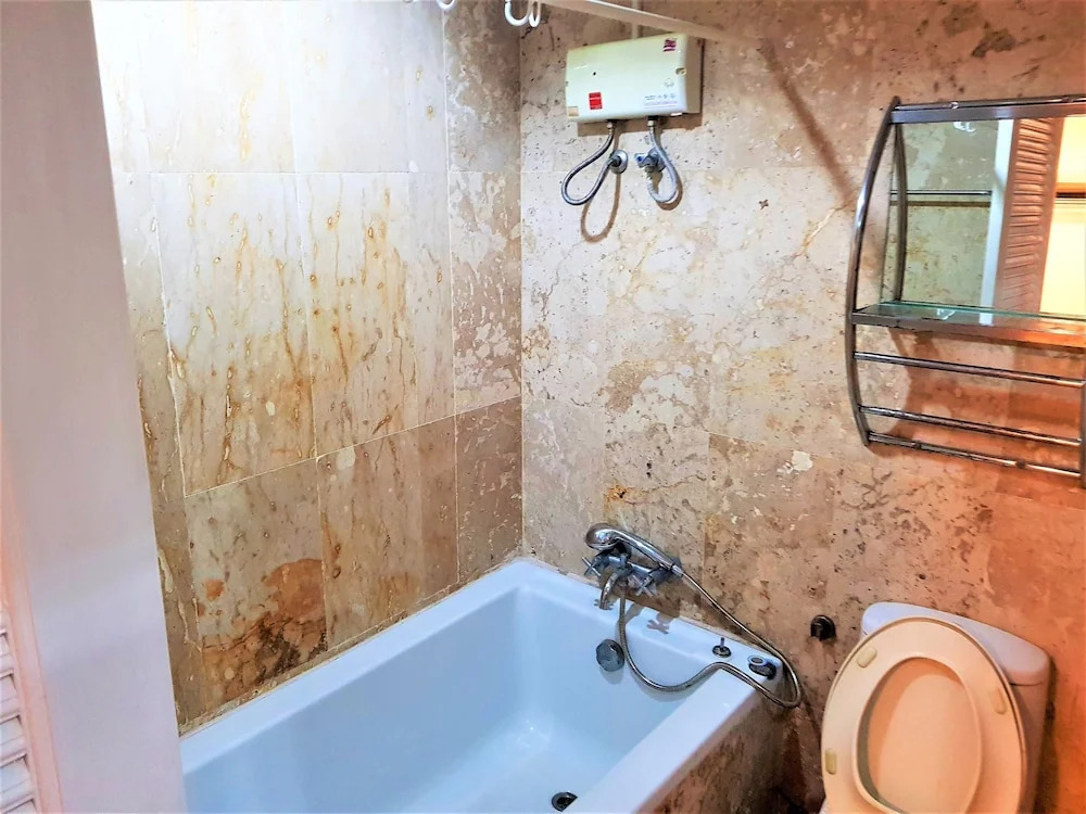 Spacious 2 Bedroom in Great Location Royal Hill Resort Pattaya