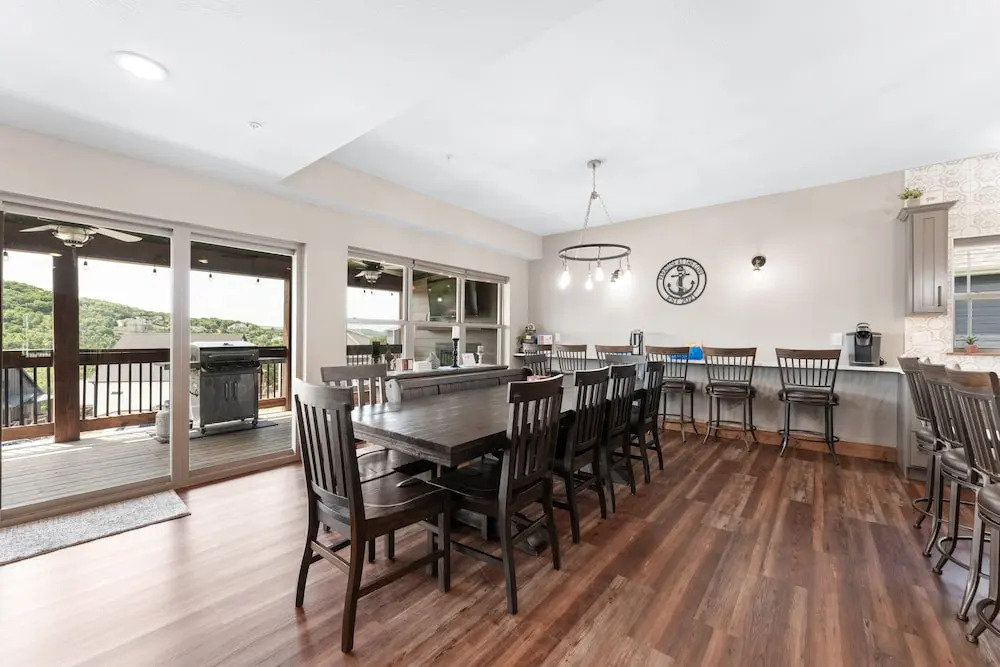 Paradise At The Cove 7 Bedroom Home by RedAwning