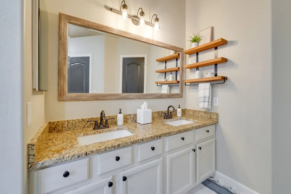 Near Golf and Hikes! Poolside Retreat in Phoenix