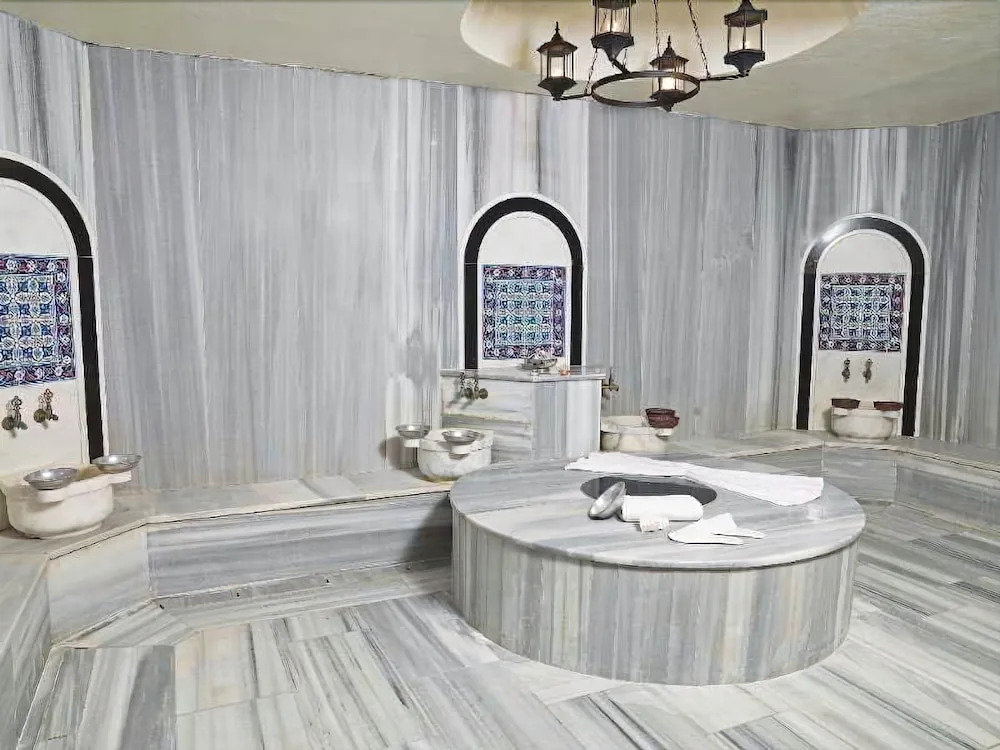 Legend Hotel Riva