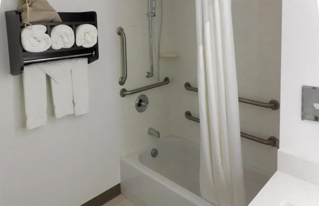 Holiday Inn Express - Coventry S - West Warwick Area by IHG