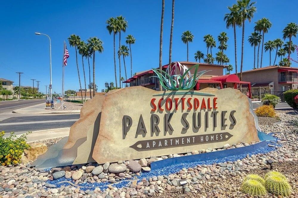 246- Fully Furnished 1BR Suite-Pet Friendly! by RedAwning