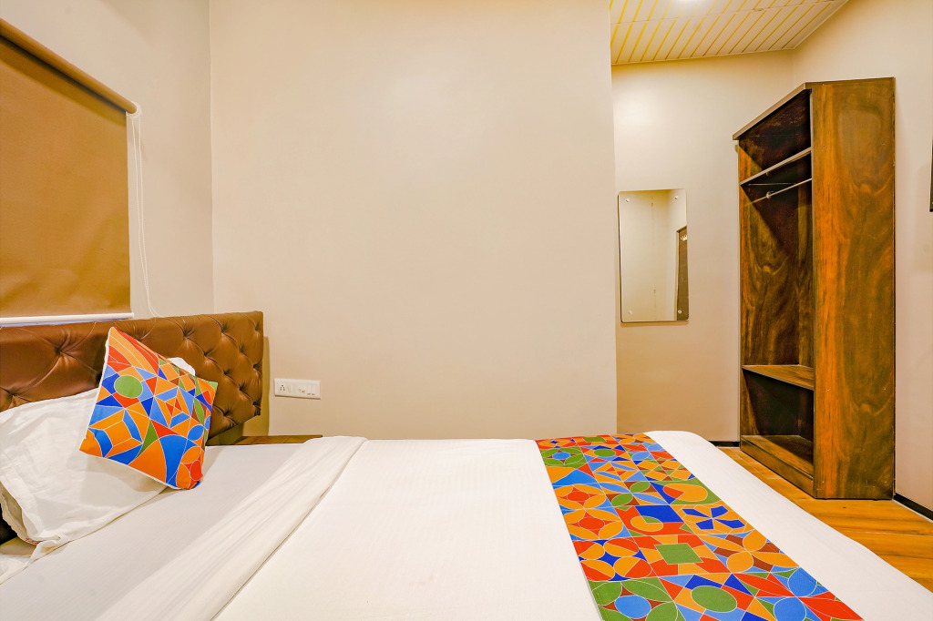 FabHotel Comfort Stay