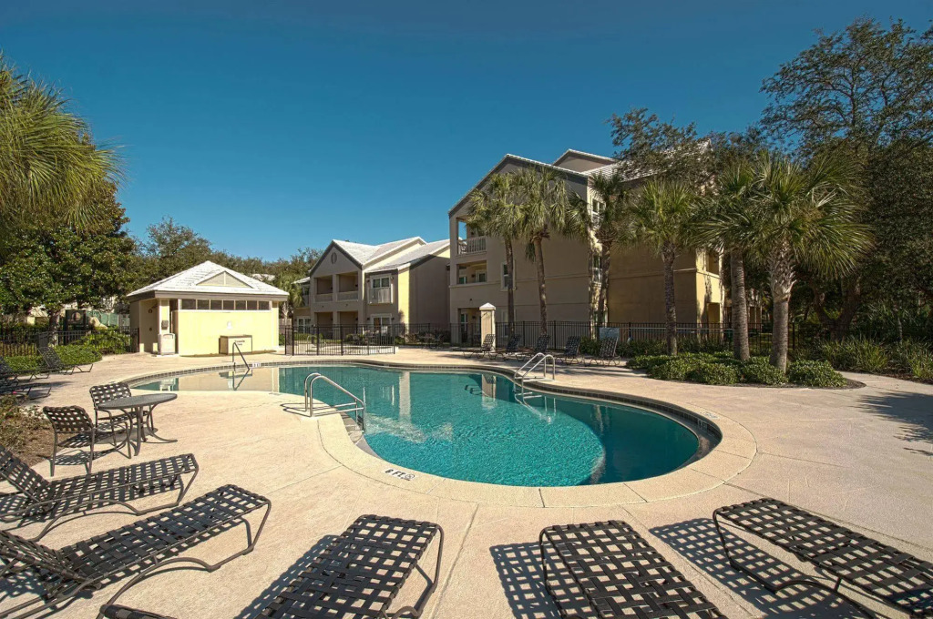 Holiday Inn Club Vacations At Bay Point Resort