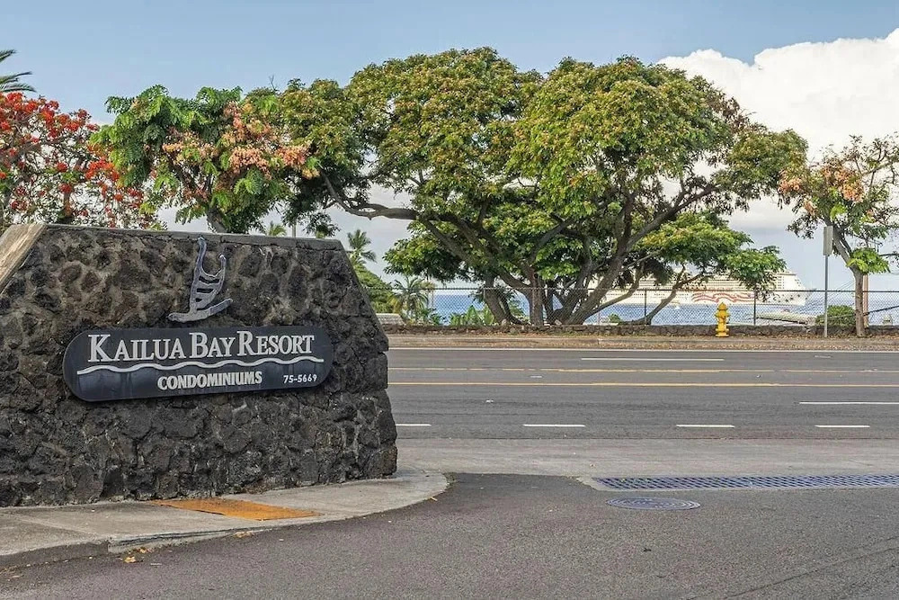 Kailua Bay Resort 4-303