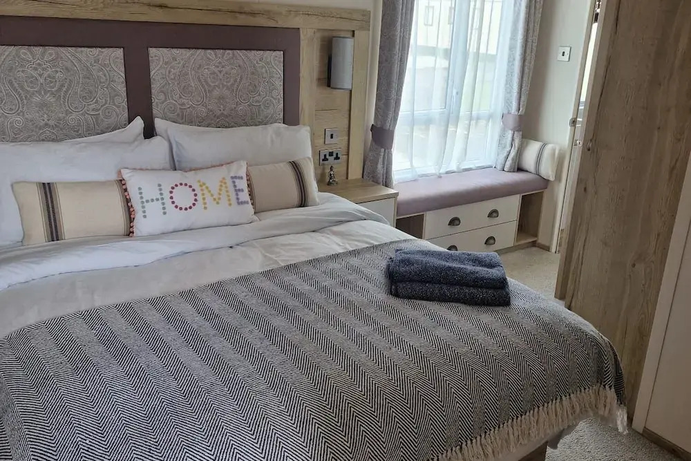 Seaview,sleeps 4to6,pet Friendly, Parking