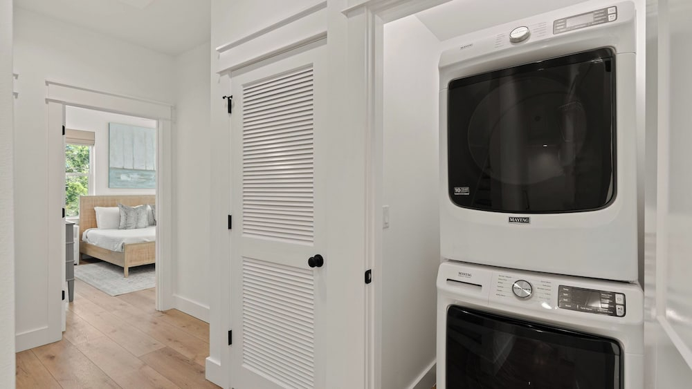 30A Southern Sugar by Avantstay Sleeps 26 Pool + Hot Tub + Game Room + Golf Cart + Bikes